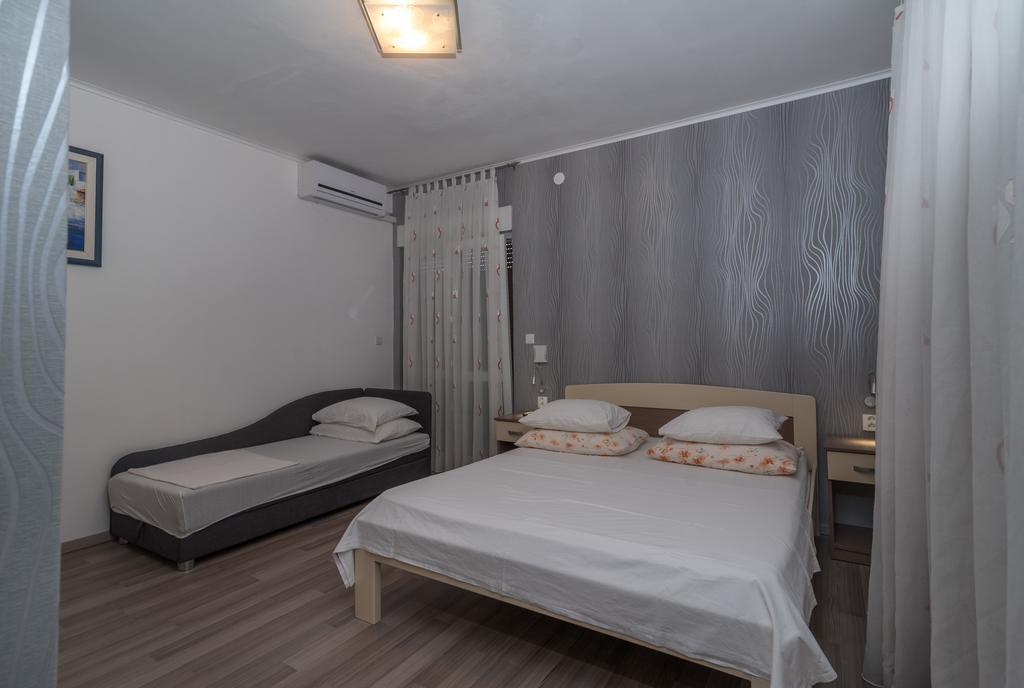 Villa Marija Trogir Exterior photo